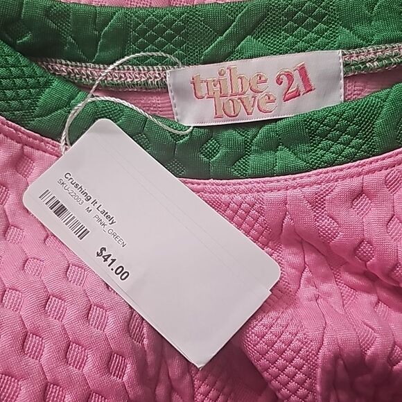 SOLD!! TRIBE LOVE 21 Pink/Green Retro Short Set - Size Medium - Picture 6 of 7